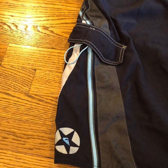 Quicksilver Board Shorts - Picture 2 of 8